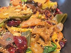 -醉人椒麻辣香锅(王府井喜悦店)