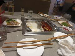 -海底捞火锅(曹安公路店)