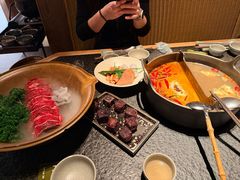 -三出山火锅(南京万象天地店)