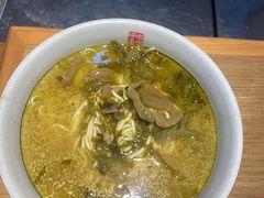 -呼啦面馆·头牌豌杂面(爱琴海店)