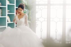 俏皮可爱-巴黎婚纱摄影工作室