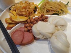 -梦航彩虹之约自助餐厅(华府天地店)