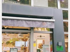门面-巴黎贝甜(常德路店)