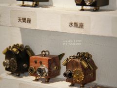 -LADY FAFA(巨鹿路陕西南路路口店)