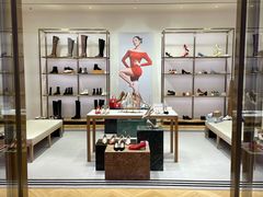 -STUART WEITZMAN(静安嘉里中心店)