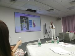 -四季美学色彩形象管理服装搭配