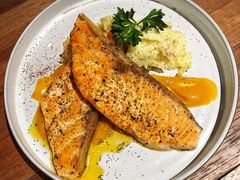 三文鱼扒-ATLAS Kitchen 寰图厨房(雅居乐中心店)