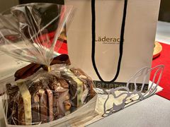 瑞士鲜巧系列混合坚果小帆船-Laderach 莱德拉(上海环贸iapm店)