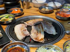 -韩国明洞碳烤肉(常平店)