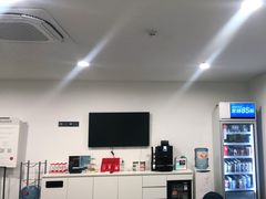 -TESLA 特斯拉(北京南四环中路特斯拉中心)