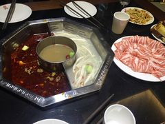 -重庆德庄火锅(体育中心店)