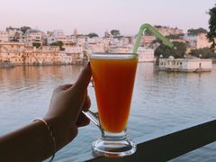 -Lake Shore Hotel & Restaurant