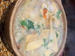 -皮蛋弟砂锅店(总店)