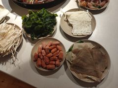 -岗上渣渣老火锅(两路口店)