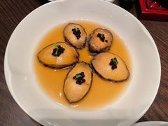 砂锅姜茸焗大连鲍-广州柏悦酒店·悦景轩·粤菜餐厅