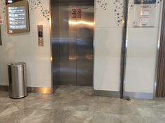 -银泰百货(西湖店)