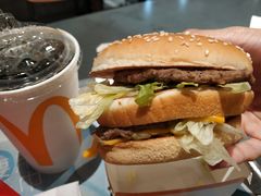 -麦当劳(中山公园龙之梦店)