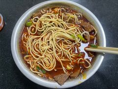 -薛记襄阳香辣牛肉面(平安路店)