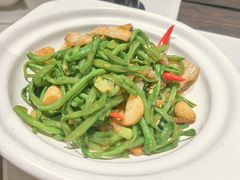 -炆艺乳鸽·煲仔饭大排档(望京来广营店)