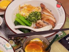 -兴华里茶记(禅城同济首店)