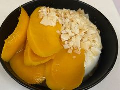 -志龙皇冠吃货椰子铺