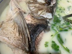 -南京金牛湖巨碗鱼头