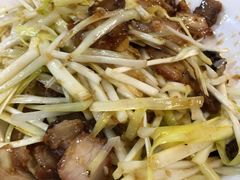 韭黄炒叉烧-禄源公·老莞诚饭店
