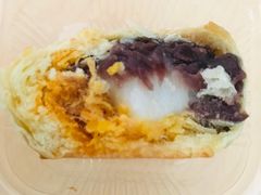 蛋黄酥-学姐家酸奶铺(江大店)