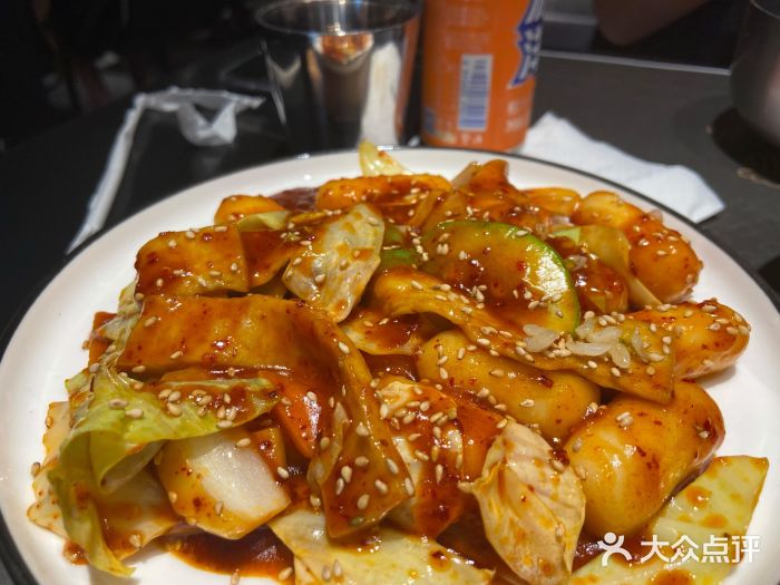 博欧姆新派韩国料理·炸鸡(艾尚店)鱼饼炒年糕图片