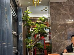 -清真·胖妈妈手抓餐厅(定西路长城宾馆店)