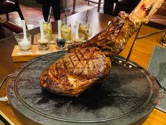 -恰餐厅及酒吧 CHAR Bar & Grill (北京丽都皇冠假日店)