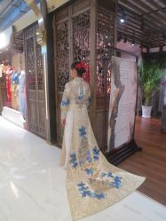 -懿沉香中式嫁衣礼服秀禾服龙凤褂马来褂旗袍总店