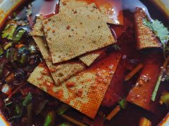 麻辣米线-老字号杨坡红油米线腊汁肉夹馍(东四道巷店)