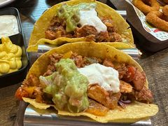 -Famous肥猫墨西哥音乐餐吧(五棵松华熙LIVE店)