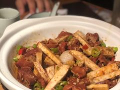 芋头焖肥肠-鱼食饭稻·苏浙土菜17年老馆子(平江路店)