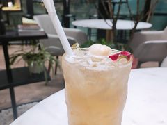 -théATRE茶聚场·餐厅(环球金融中心店)