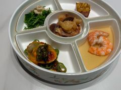 -新光酒家·方亮蟹宴·河豚(浦东店)