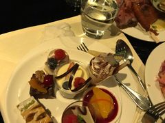 -澳门旅游塔360°旋转餐厅(南湾湖广场店)