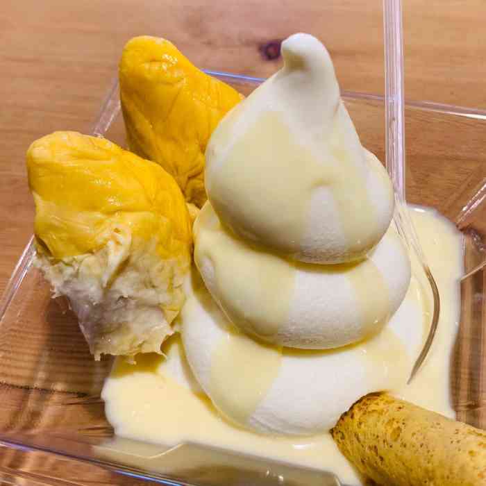 百味堂(太古广场店)-"路过看到这家冰淇淋,被宣传图片吸引,想买.