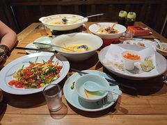 -头上红煨盐鸡·非遗院子餐厅