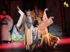 -虹桥艺术中心