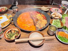 -萍姐火锅·公路夜市(武汉首店)