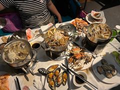 -领鲜活海鲜榴莲自助火锅(东门店)