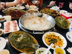 -老来福·非遗酸汤兔(凯旋路店)