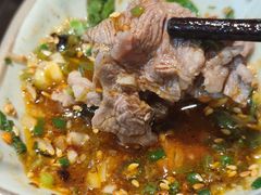 -野山舂·贵州现舂酸汤火锅(鸿通城店)