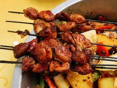 烤羊腰-炕锅羊肉土火锅面片大王