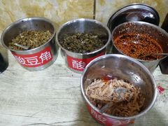 -吉庆桂林米粉·柳州螺蛳粉(港汇广场店)