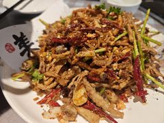 -百味地锅鸡(二店·财校分店)