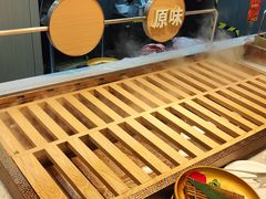 -山焱·炭火自助烤肉(周浦万达店)