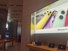 -Apple零售店(华贸购物中心店)